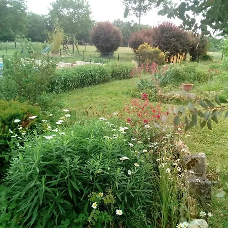 Domaine Du Pompinaud Accessible Pmr Bed and Breakfast *