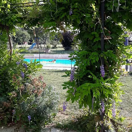 Bed and Breakfast Domaine Du Pompinaud Accessible Pmr